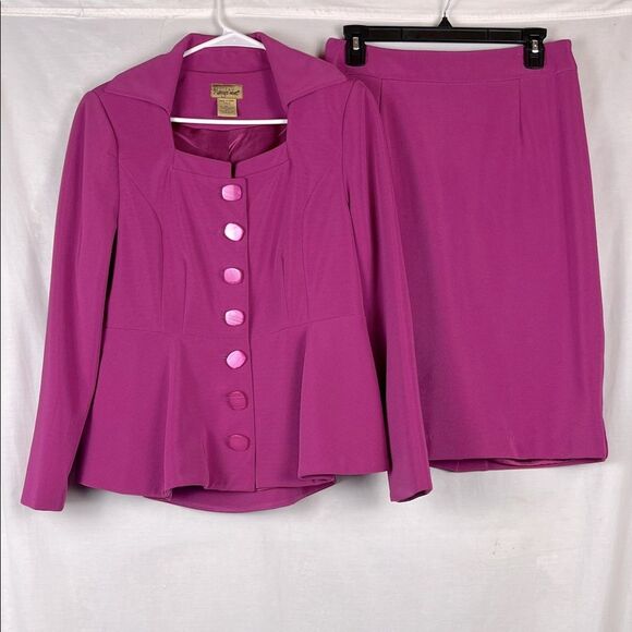 Midnight Velvet Dresses & Skirts - Fuchsia Midnight Velvet Square Neck Women's Skirt Suit